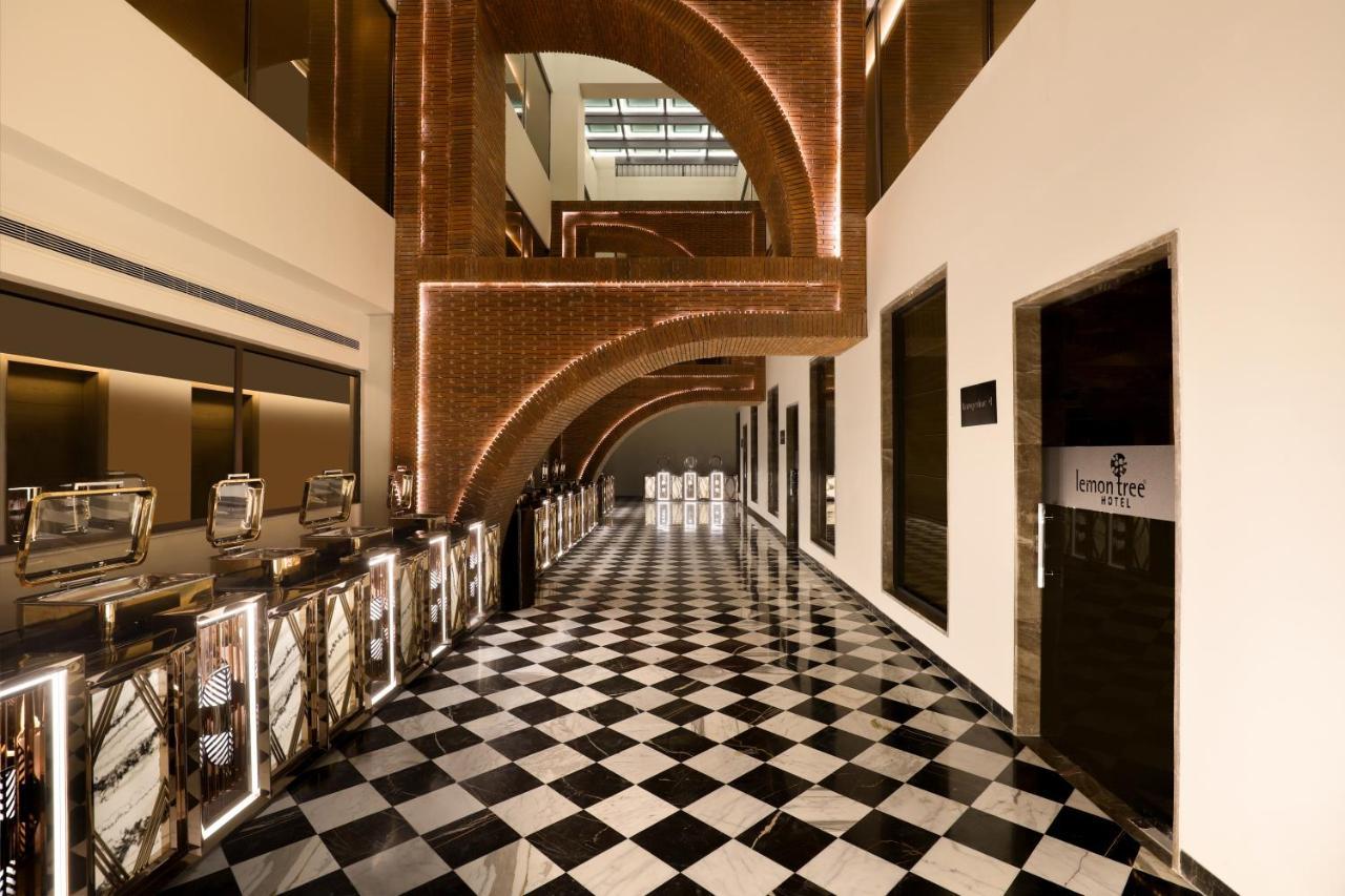 Lemon Tree Hotel, Hisār Exterior photo