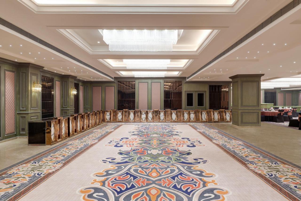 Lemon Tree Hotel, Hisār Exterior photo